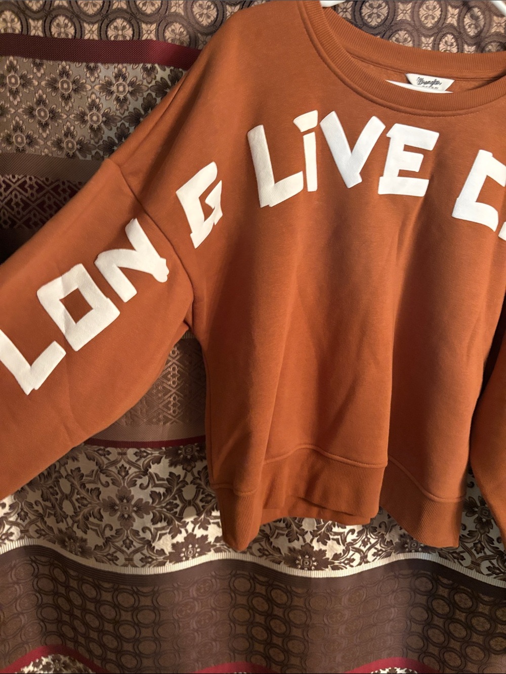 Wrangler “Long Live Cowboys”Sweatshirt with White Lettering - Picture 5 of 5